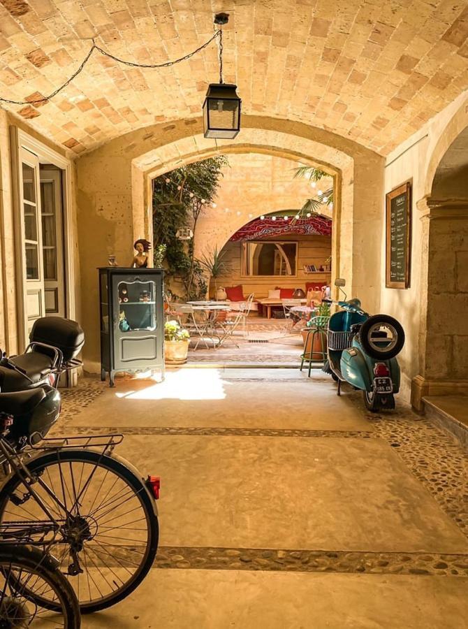 Rue du Château Tarascon Ngoại thất bức ảnh