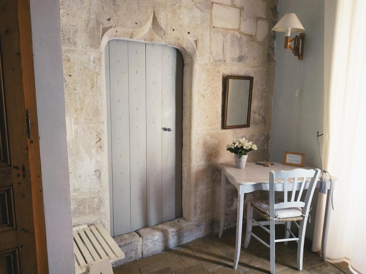 Rue du Château Tarascon Ngoại thất bức ảnh